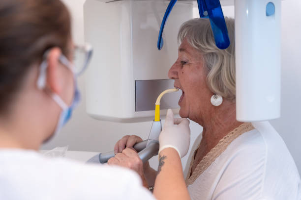 Best Broken or Cracked Tooth Emergency Dentist in Marco Island, FL