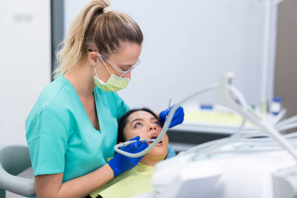 Best Broken or Cracked Tooth Emergency Dentist in Marco Island, FL